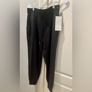 NWT Lululemon Size 8 Ready to Rulu HR High Rise Joggers